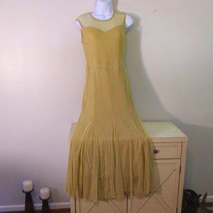 Long pale gold shimmer prom/formal dress - size petite medium